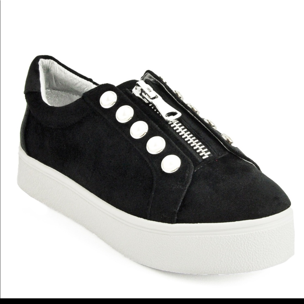 Steve Madden sneakers size 7